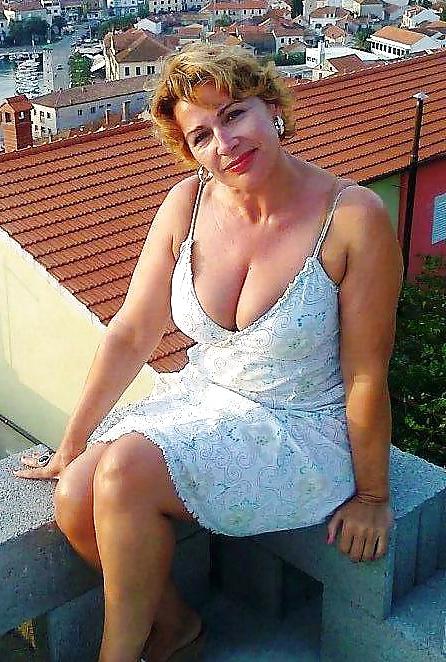 25P Ana Tomaskovic Milf