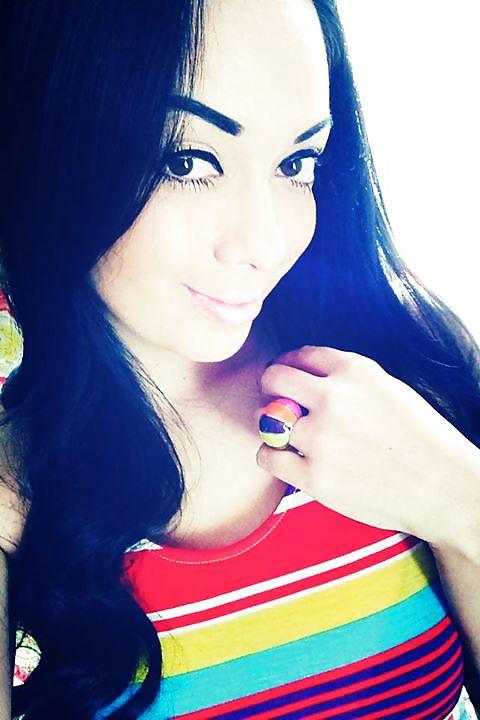5P Hot latin ass