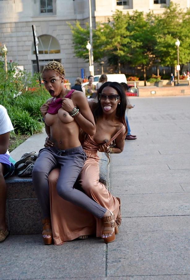 25P Women Public Flashing Collaboration