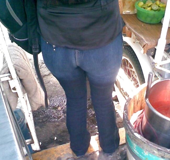 25P Girls in tight pants 12