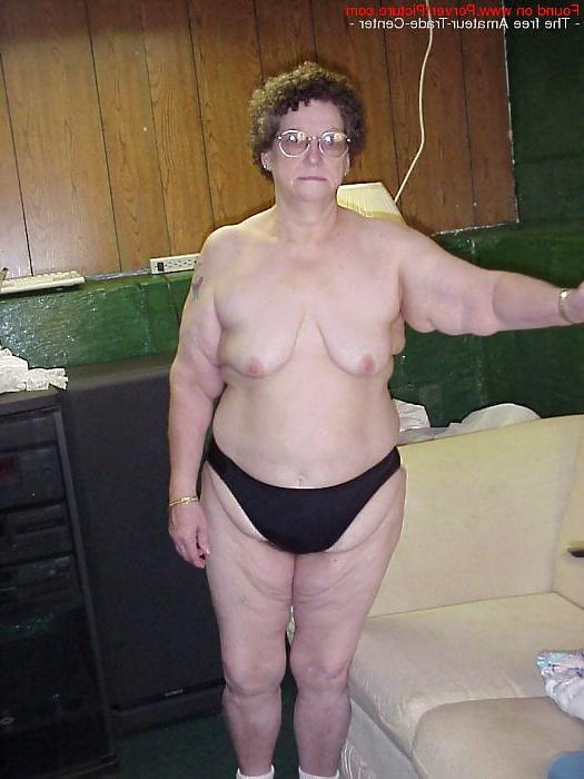 9P Extrem alte Amateur-Oma