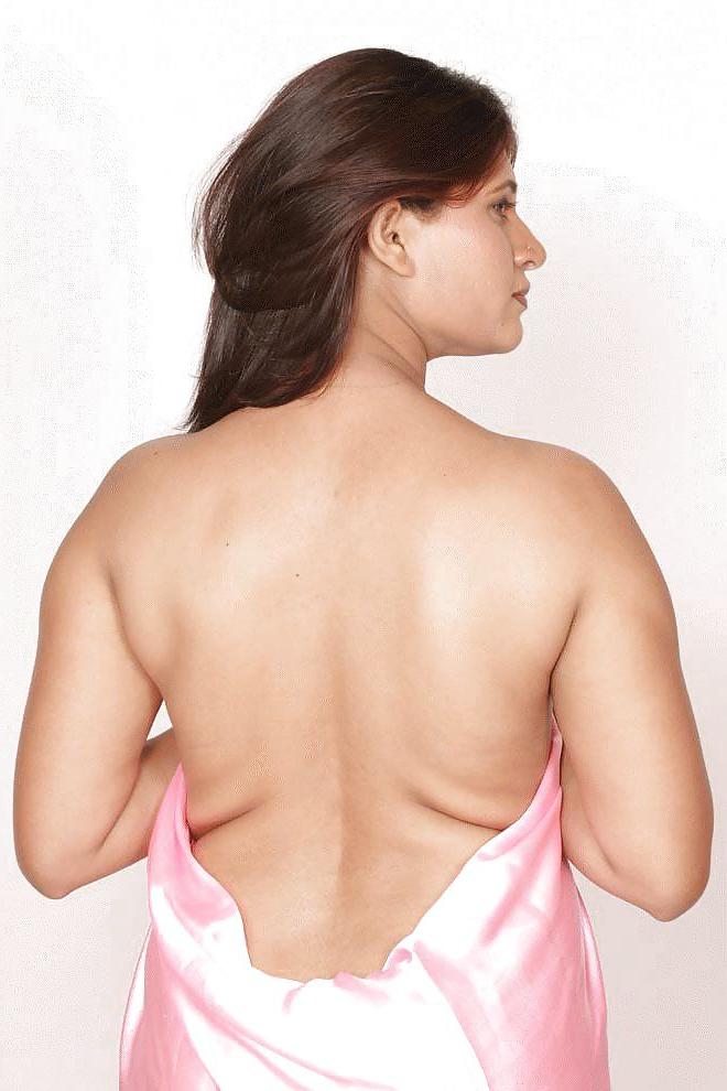 17P Indian Milfs v1.5