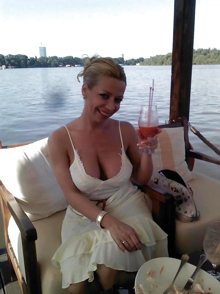 25P Mature & Milf 