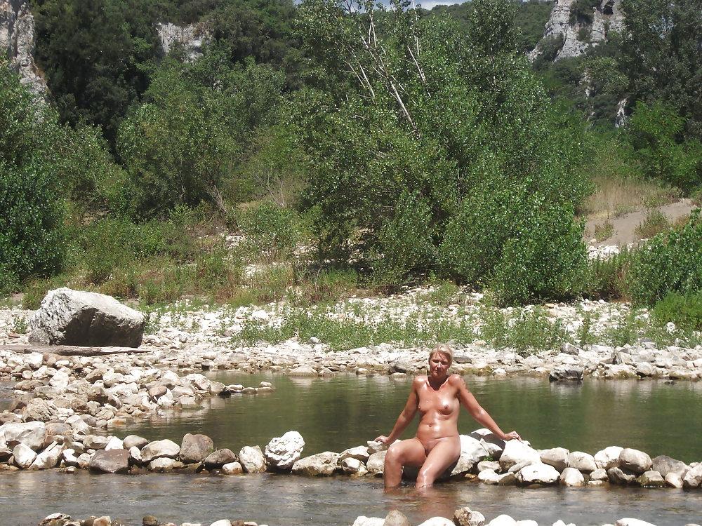 25P Hairy german milf