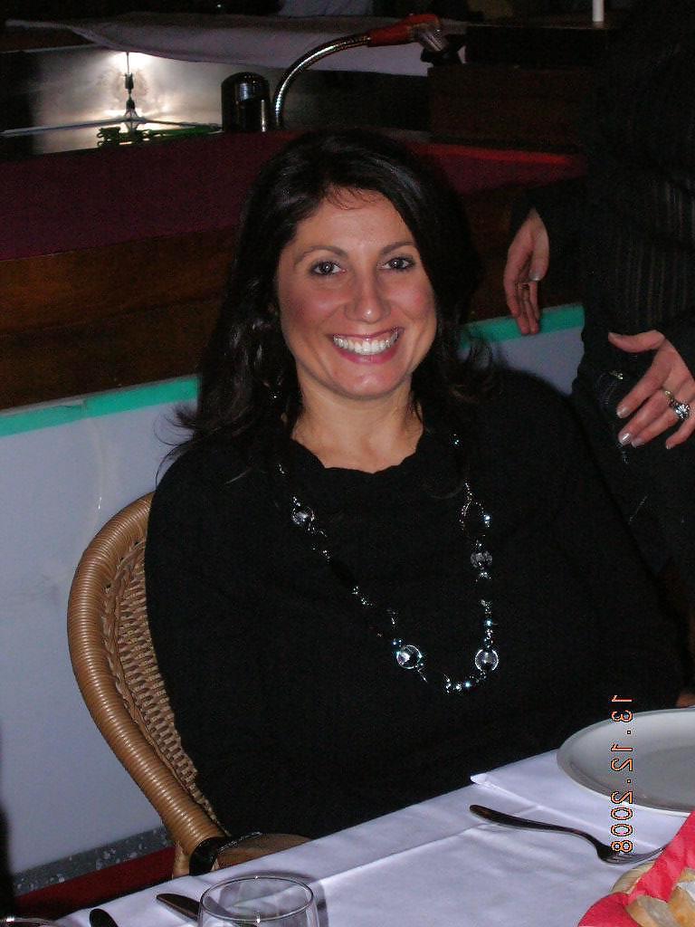 25P Scenes From An Italian Milf