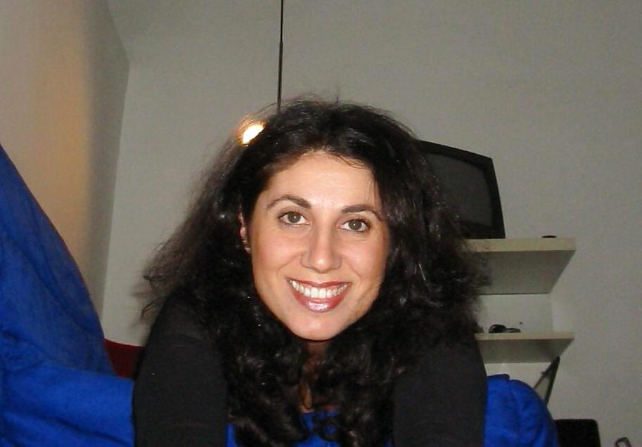 25P Scenes From An Italian Milf