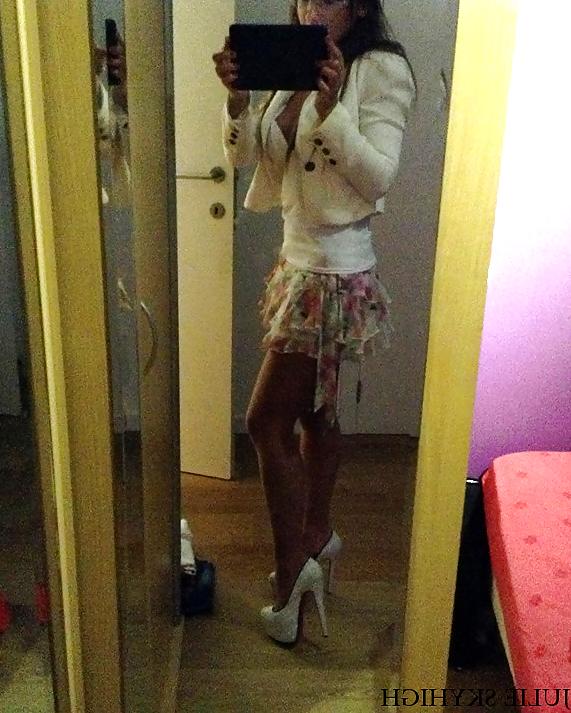 4P Young woman in luxury slut lingerie & high heels