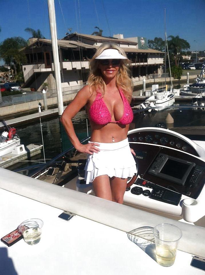 25P Big Beach Boobs 17!!!!!!!!!!