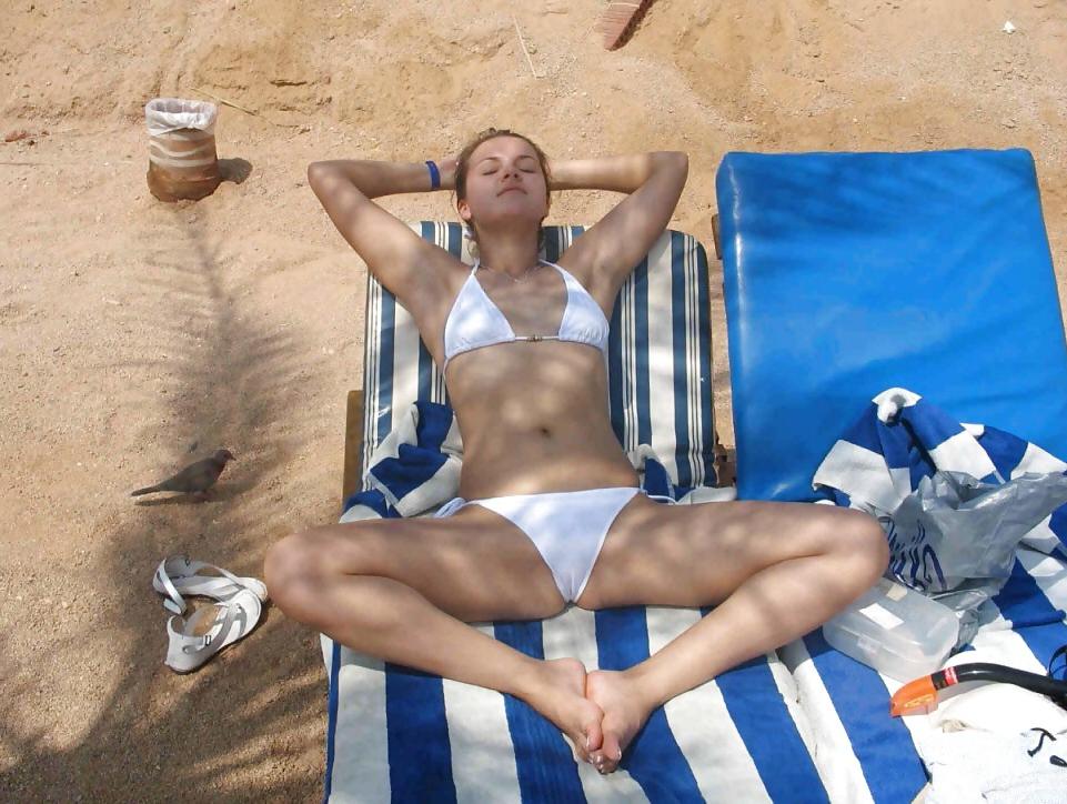 25P Horny nudist girls showing pussies & tits Beach teen 17