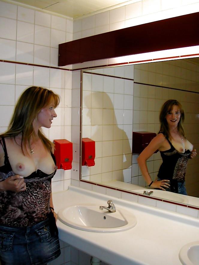 25P Women Flashing Collaboration 7