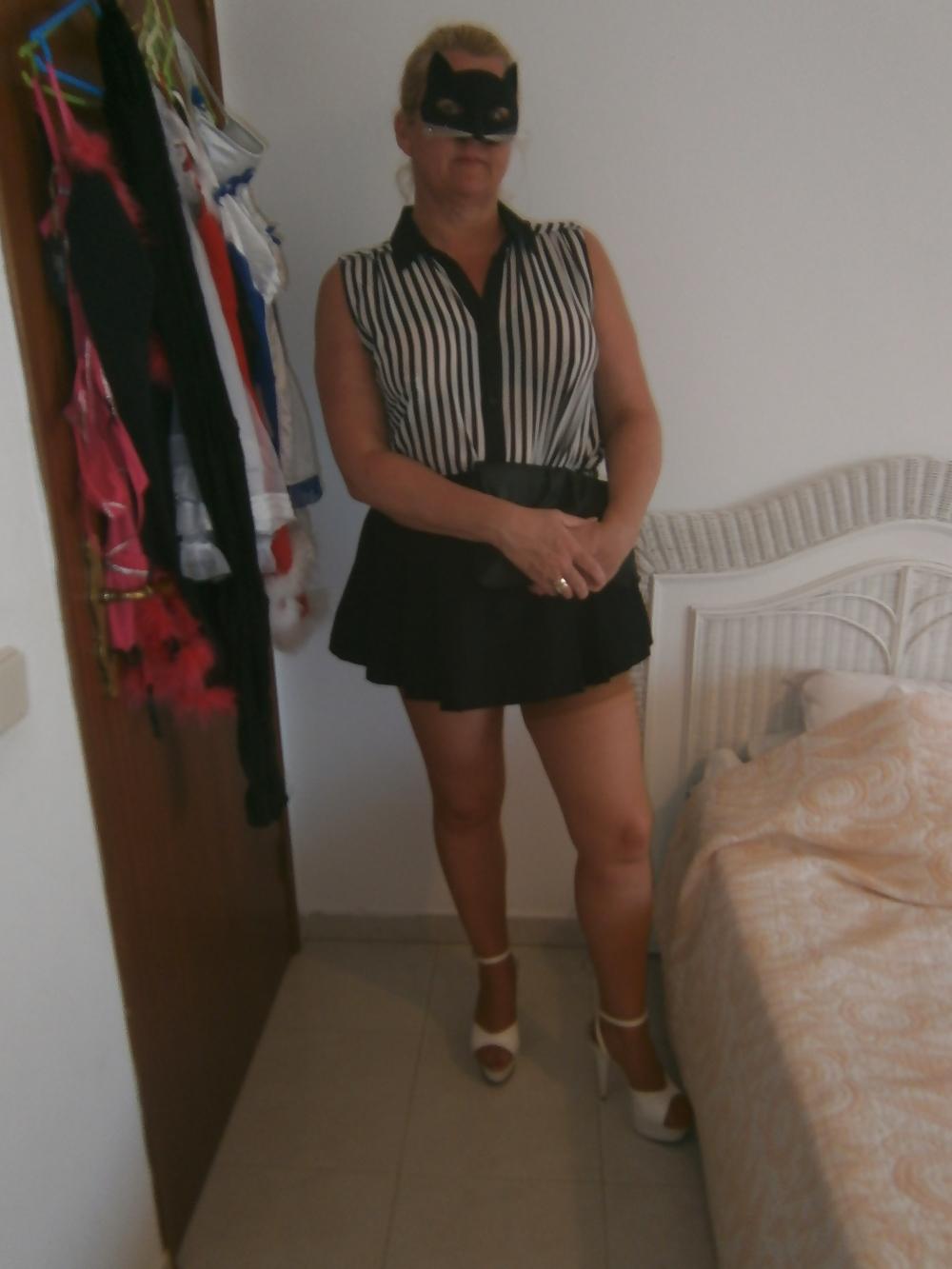 7P Naughty Secretary