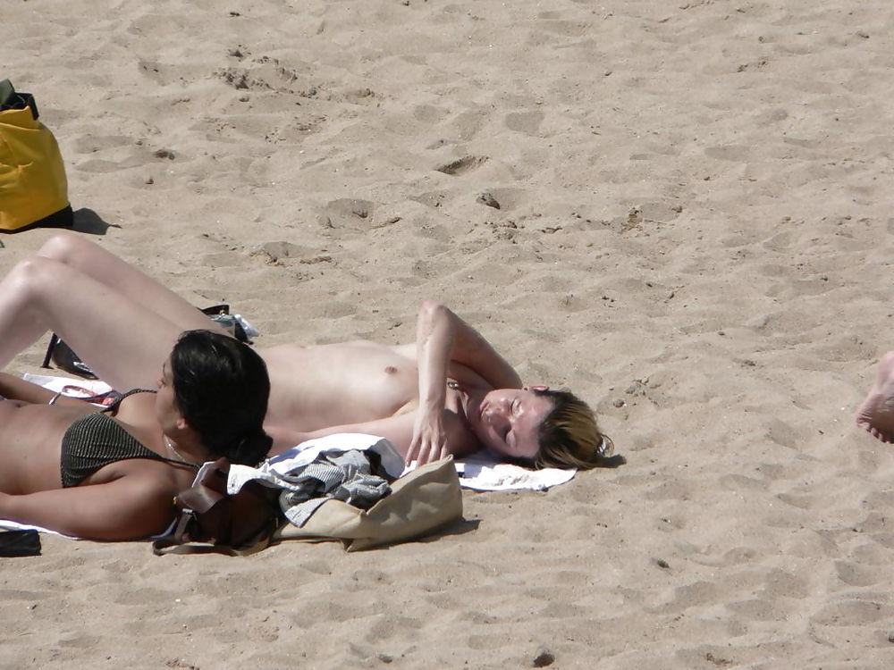 25P The beach 226