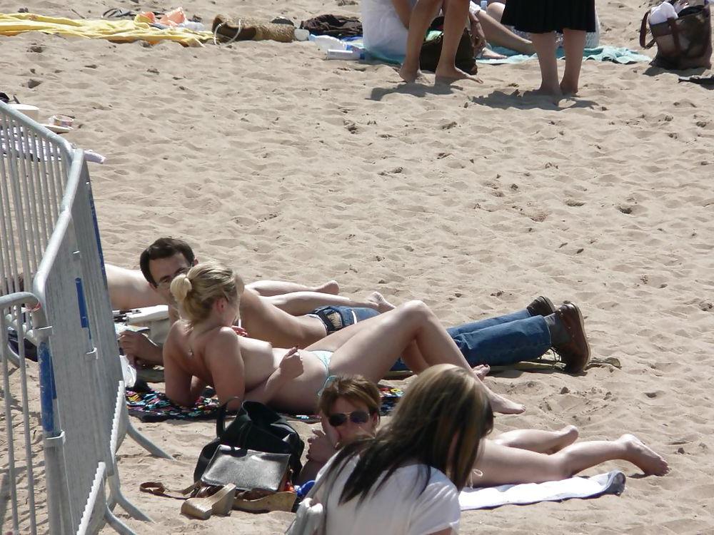 25P The beach 226