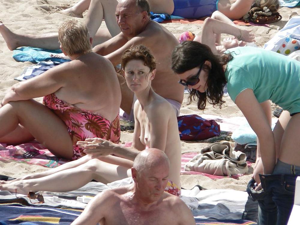 25P The beach 226