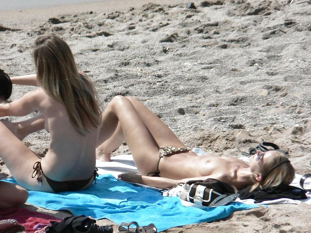 25P The beach 226
