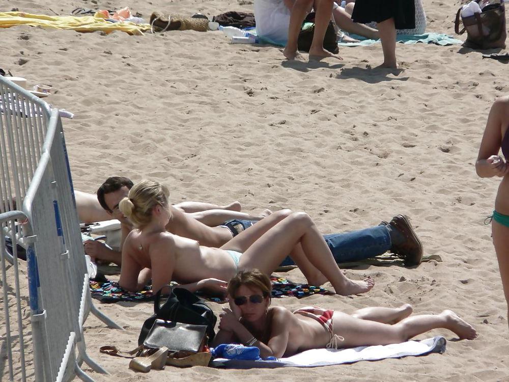 25P The beach 226