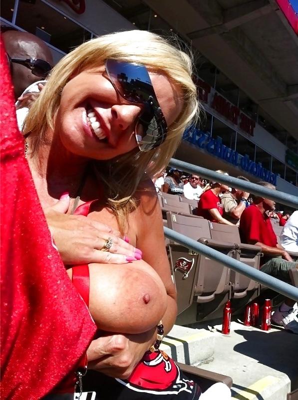 25P Flashing Divas