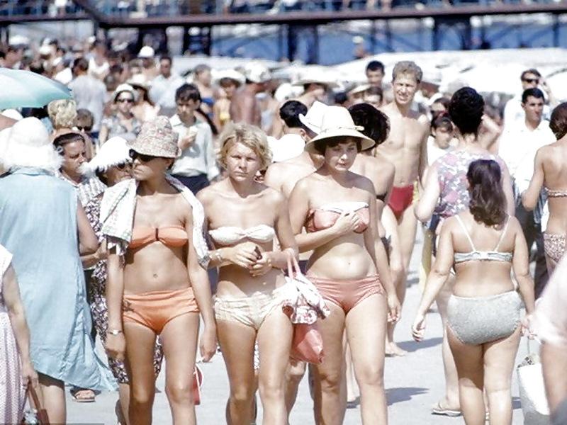 25P Busty granny on the beach! Mixed!