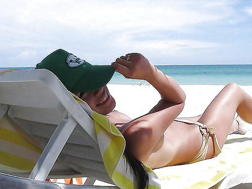 25P BEACH LADIES 2