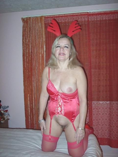 10P Ur xmas present - me to wank to x