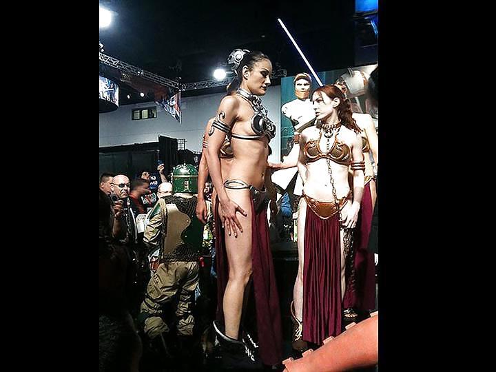 25P Star Wars Slave Leia Dressed and Undressed Gallery 2