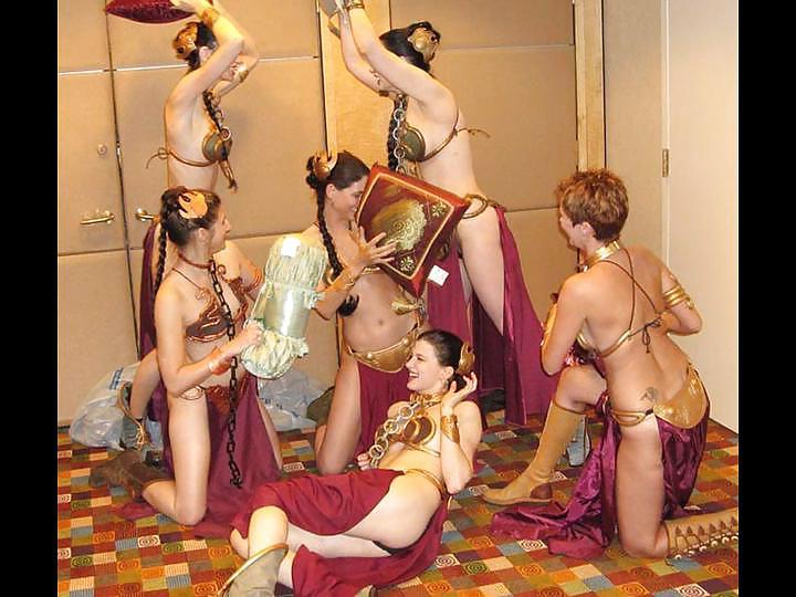 25P Star Wars Slave Leia Dressed and Undressed Gallery 2