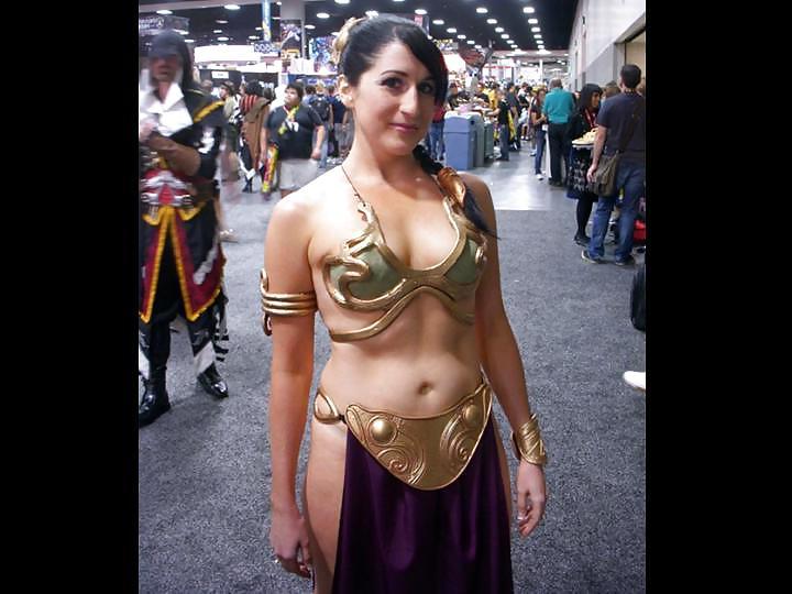 25P Star Wars Slave Leia Dressed and Undressed Gallery 2