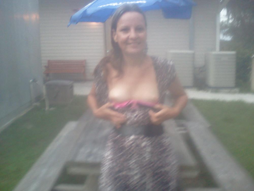 7P More of Rosemary flashing