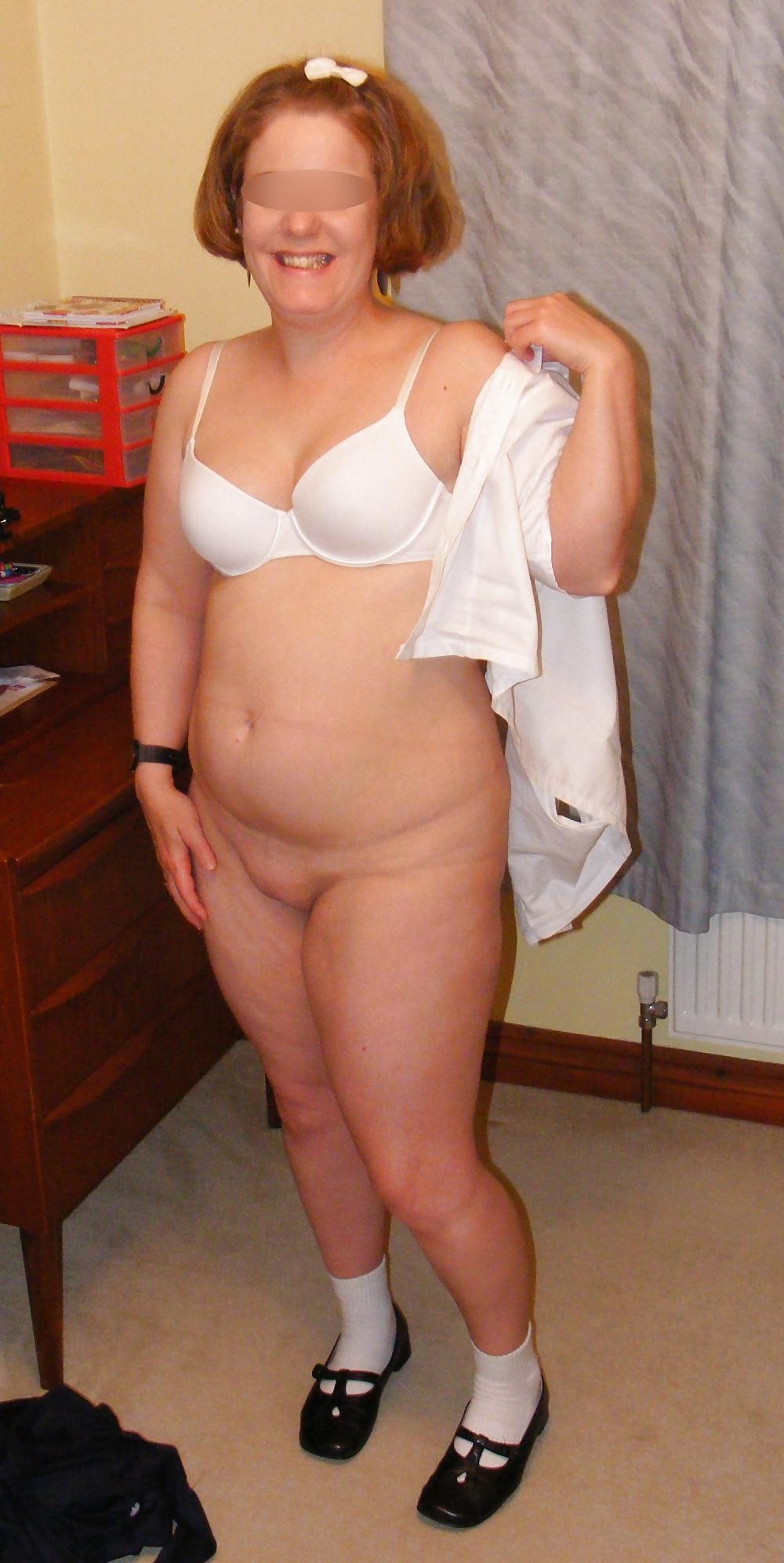 25P Slutty secretary in big white knickers