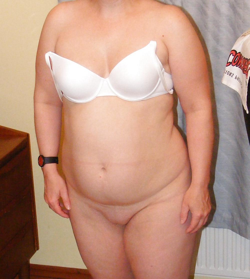 25P Slutty secretary in big white knickers