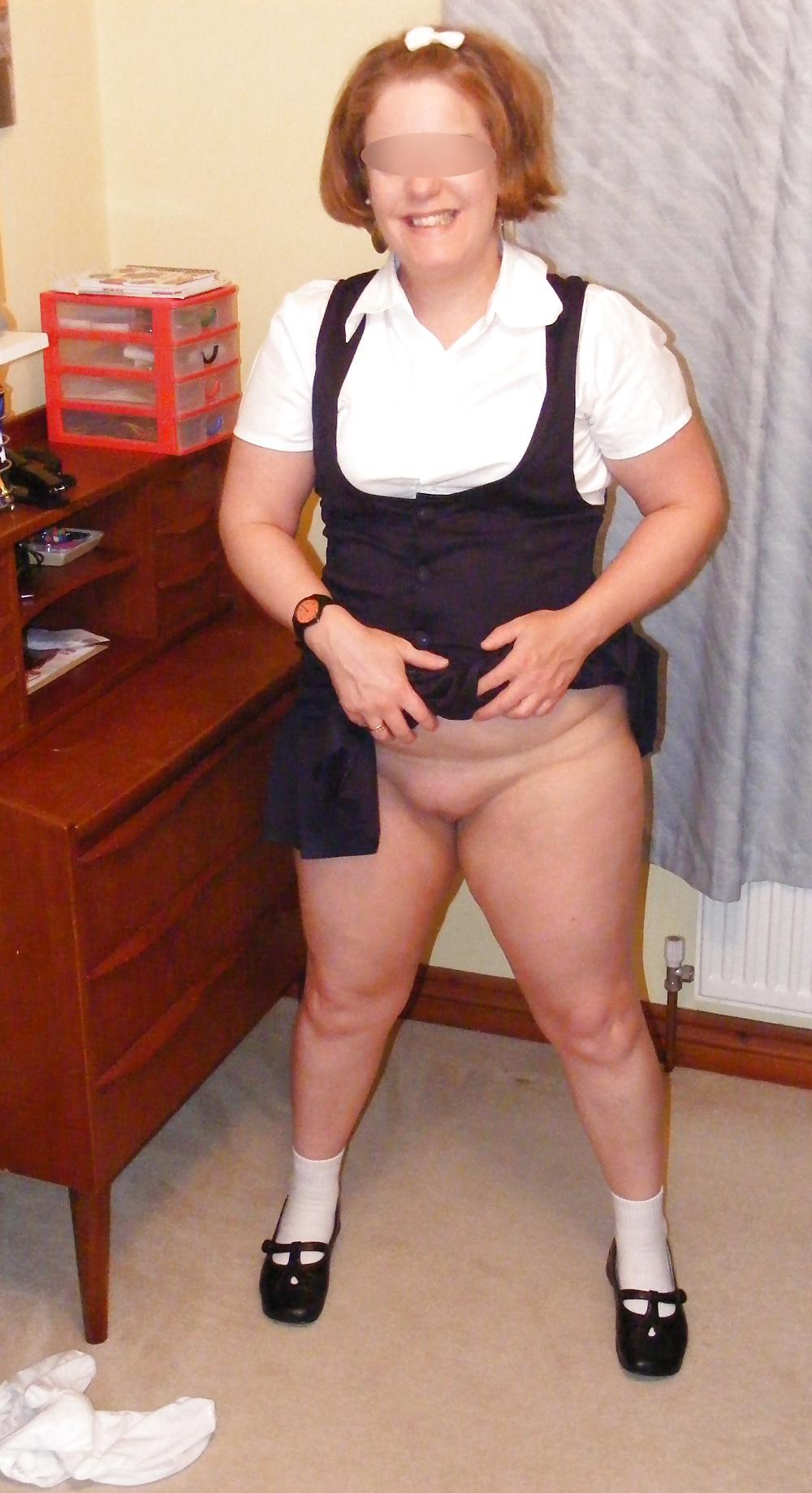 25P Slutty secretary in big white knickers
