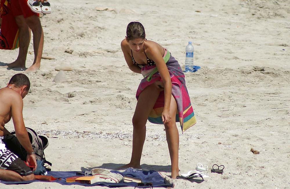 25P Beach changing