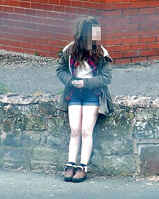 7P Sarah Schoolgirl Pro