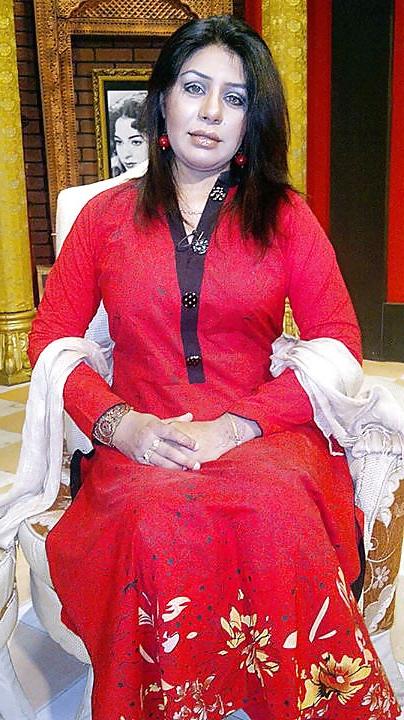 23P Delicious Muslim MILFs 5, Who Would You FUCk?