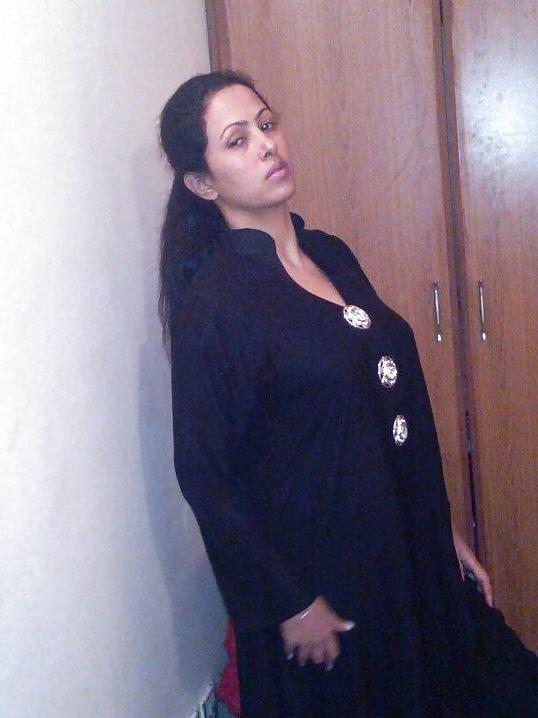 23P Delicious Muslim MILFs 5, Who Would You FUCk?