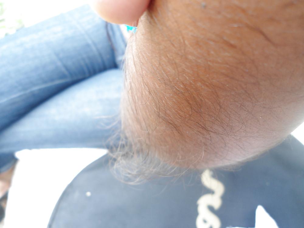 25P Girl with very hairy arms