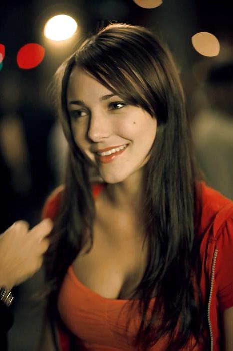 25P Sophia Bush vs. Briana Evigan