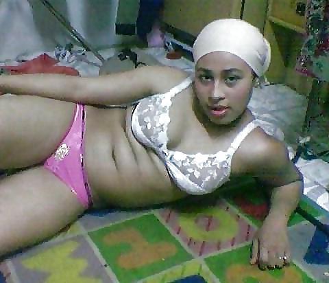 25P Arab hijab ass 