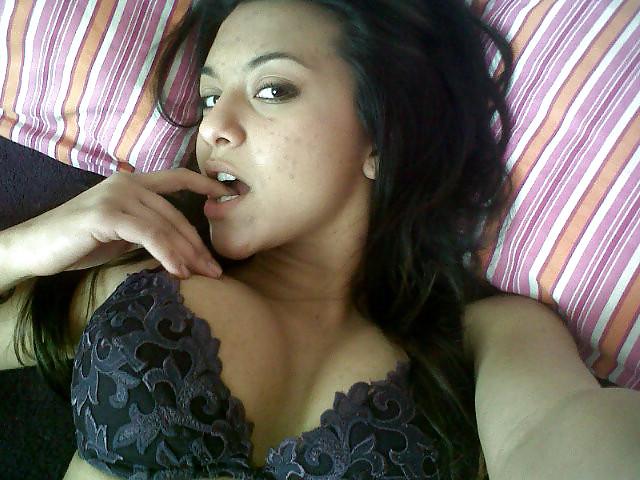 25P Hot Latino Girl