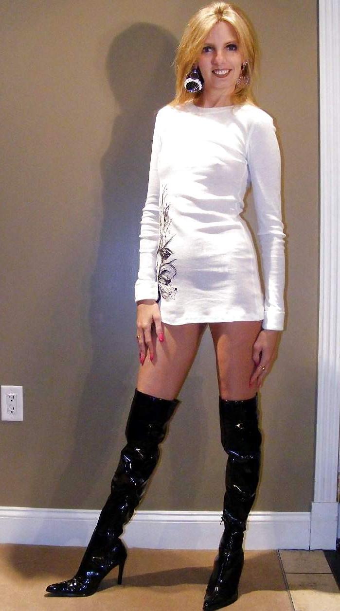 25P Only Real Woman Loved To Be Dresed Like A SLUT... (2)