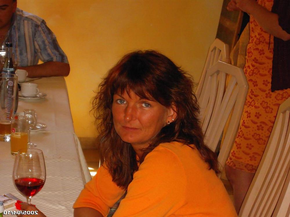 25P German MILF