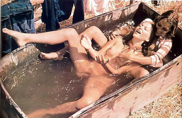 25P Some Retro Porn Pics #2