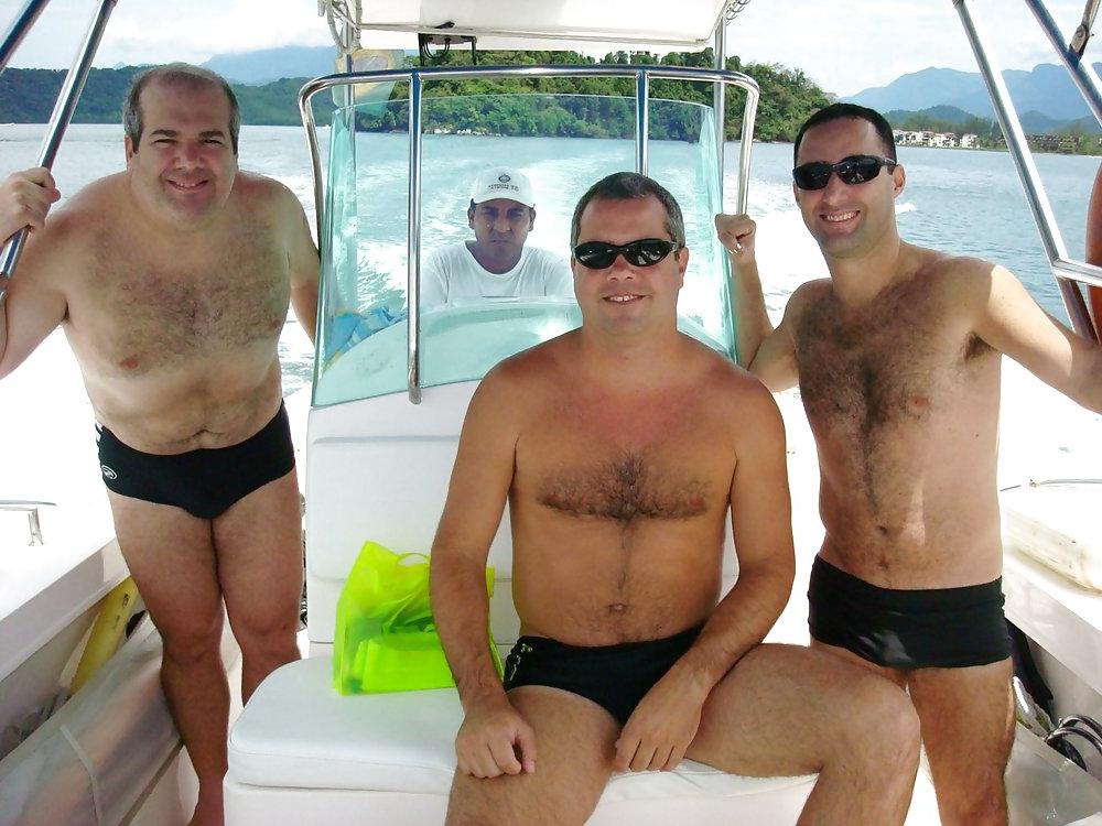 25P Pool, Beach, Shower. A Sunny Day