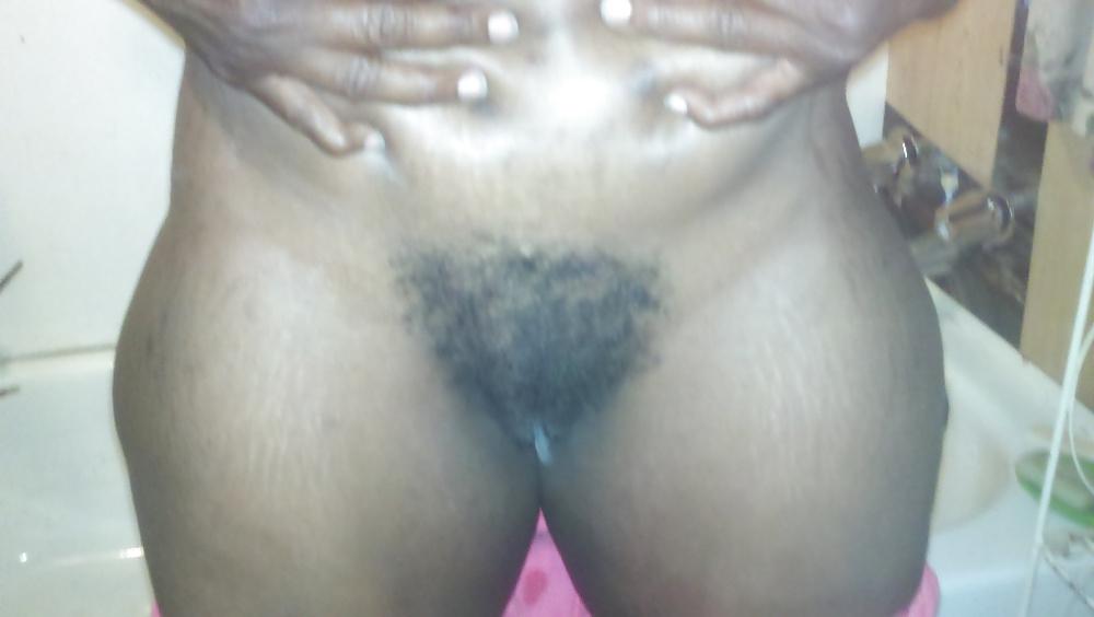 22P Fatt hairy pussy