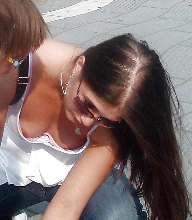 25P Flashing Moms 3