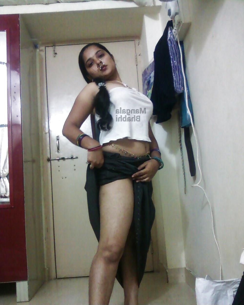 25P HORNY MANGLA BHABI-INDIAN DESI PORN SET 1.7