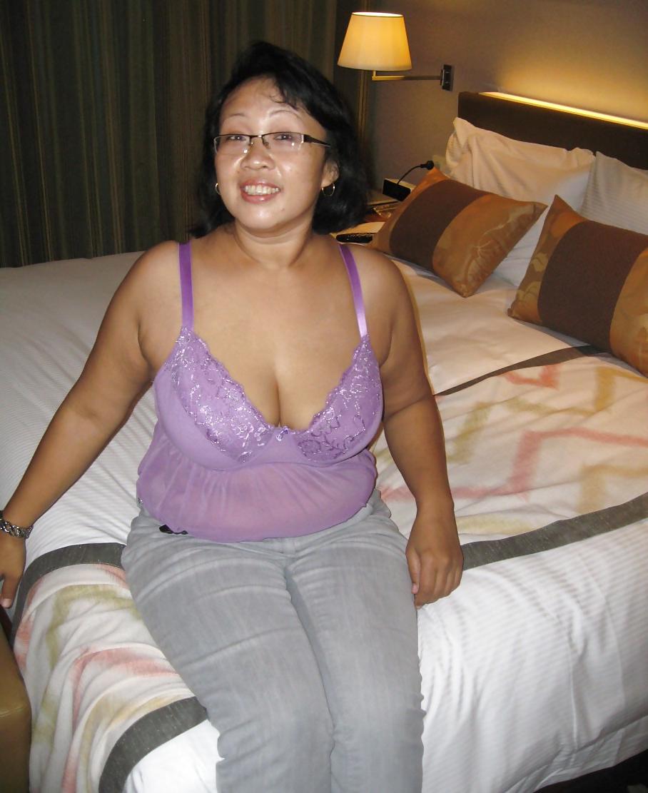 25P Brown woman