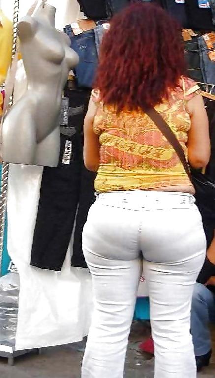 25P Girls in tight pants 10