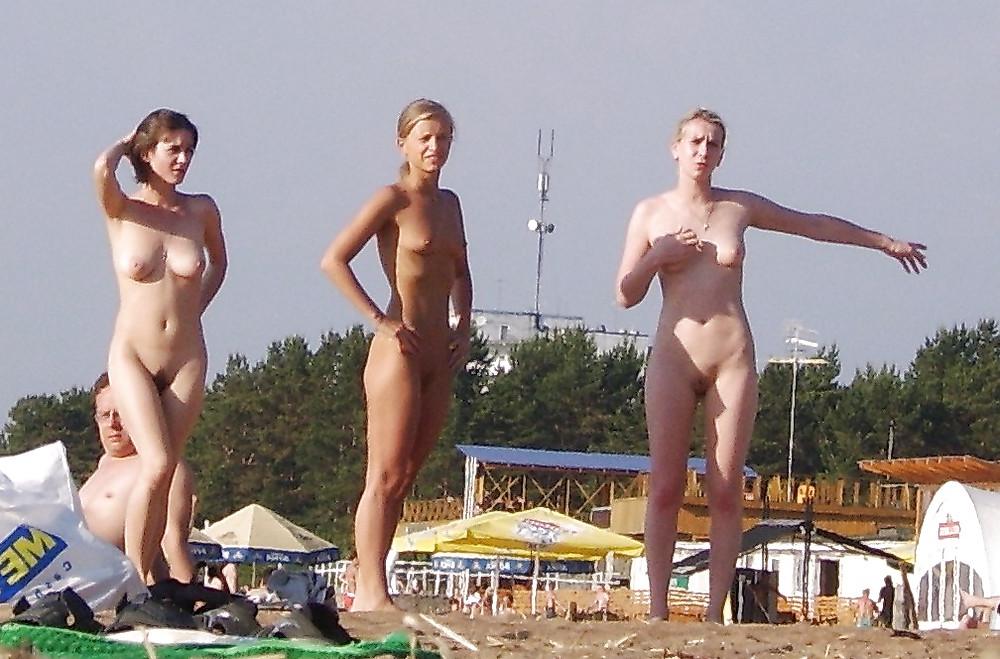 25P Welches Mädchen willst du ficken? (G11 – Strandangebot)