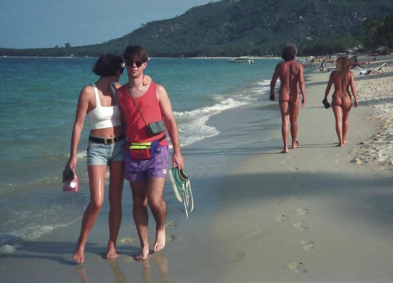 25P Nudist Beach Fun